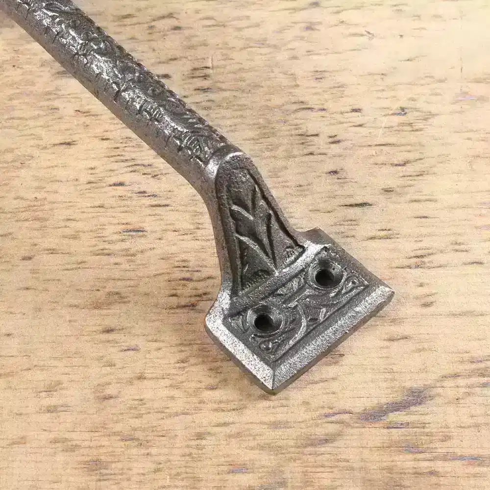 antique_oil_door_handle