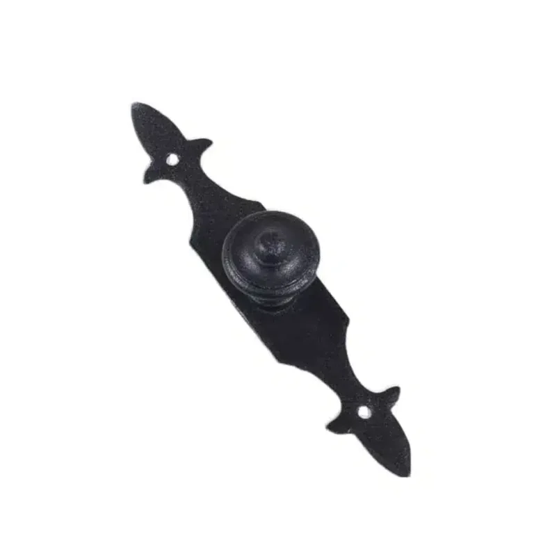 bouton_noir_sur_plaque
