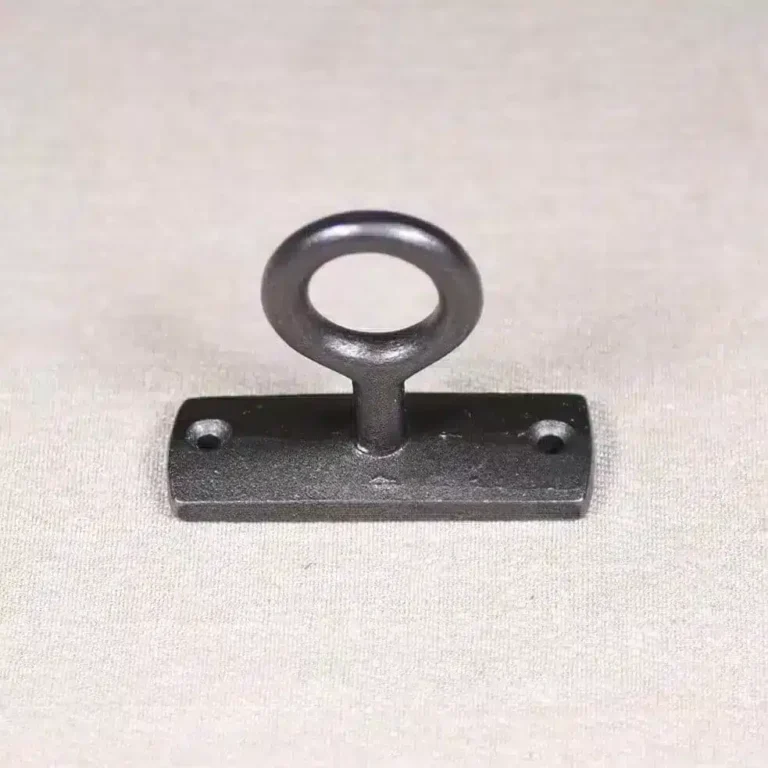 thumb-0-oeillet-en-fonte-sur-plaque-fer-antique-fonte-1800.jpg