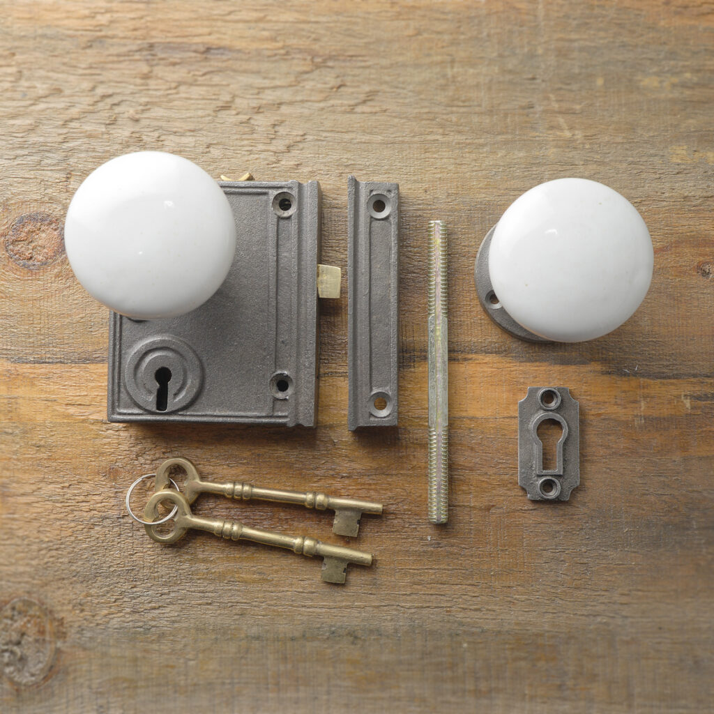 cast-iron-vertical-rim-lock-white-knob-A63VS1
