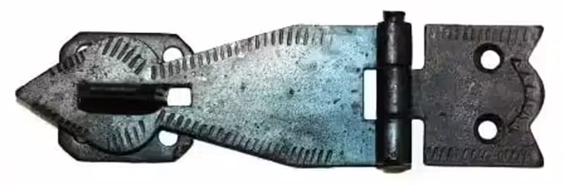 forged-trunk-hasp-02