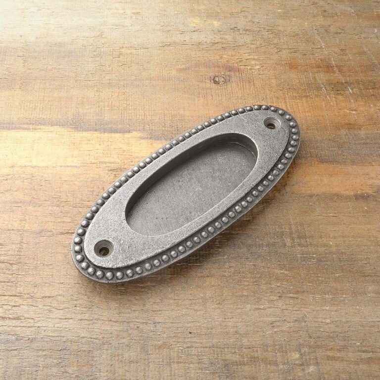 oval-recess-flush-pull-dot-pattern-sliding-door-A107V