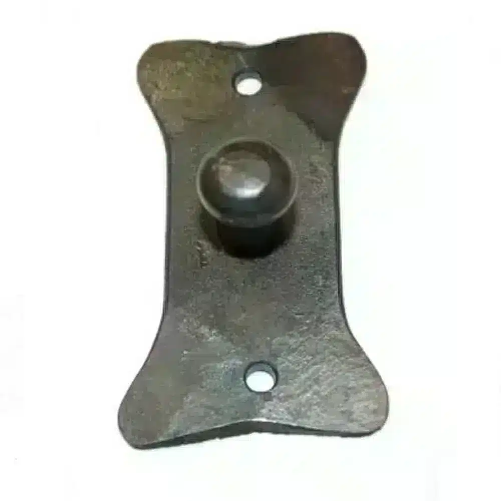 thumb-0-bouton-en-fer-forge-sur-plaque-674.jpg
