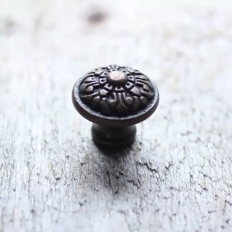thumb-0-bouton-fleur-de-lys-1-1-4-vieux-cuivre-625.jpg