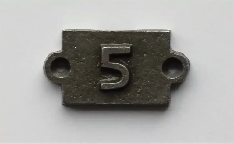 thumb-0-chiffre-antique-numero-5-685.JPG