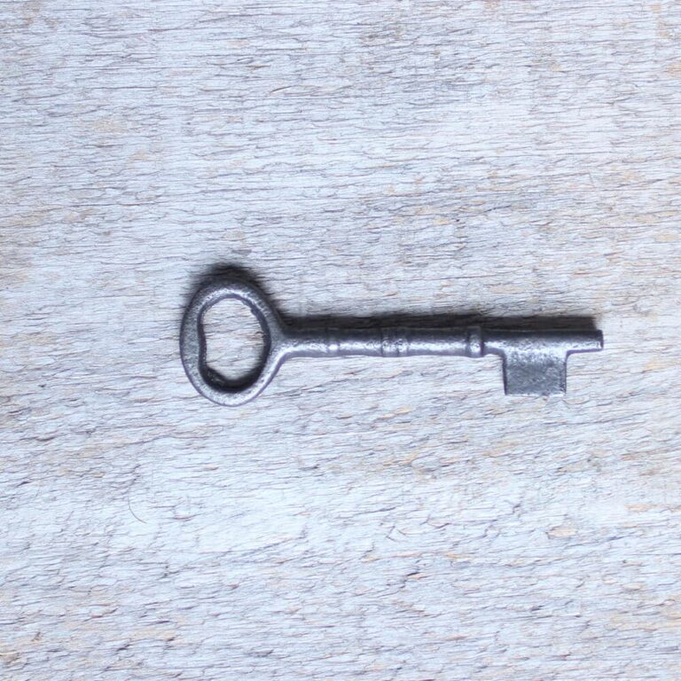 thumb-0-cle-antique-1647.jpg