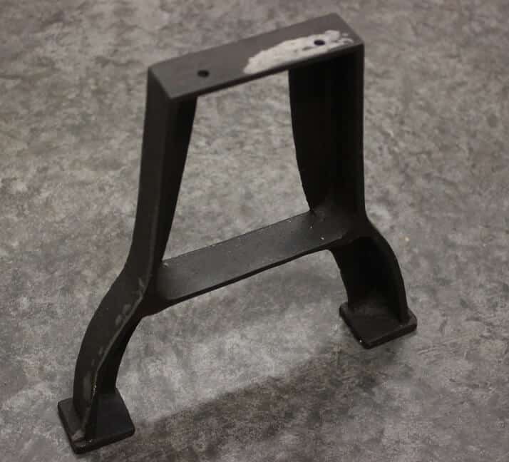thumb-0-pattes-de-banc-en-fonte-1627.JPG