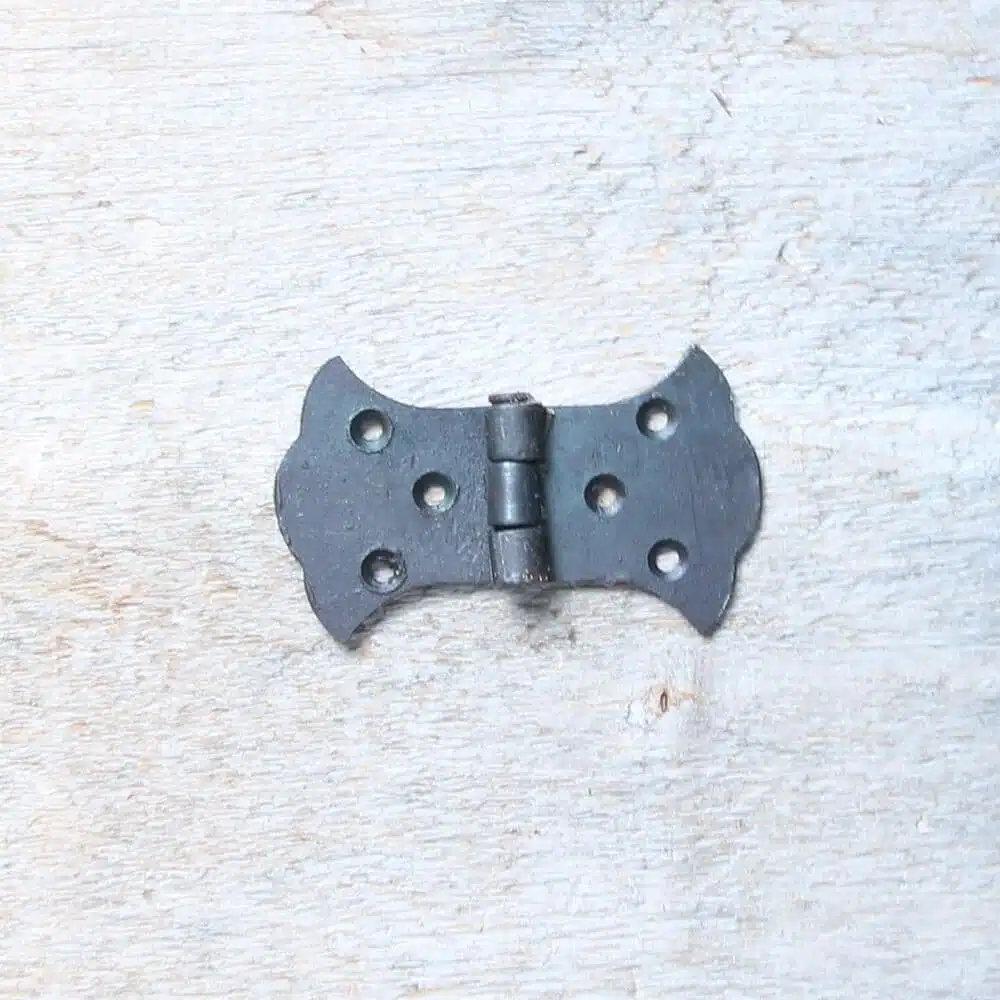 thumb-0-penture-papillon-de-coffre-cire-d-abeille-fer-forge-1357.jpg
