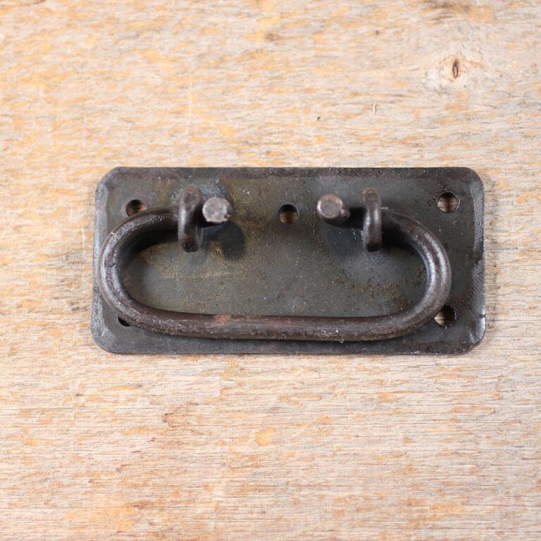thumb-0-petite-poignee-de-coffre-forge-cire-d-abeille-fer-forge-741.jpg