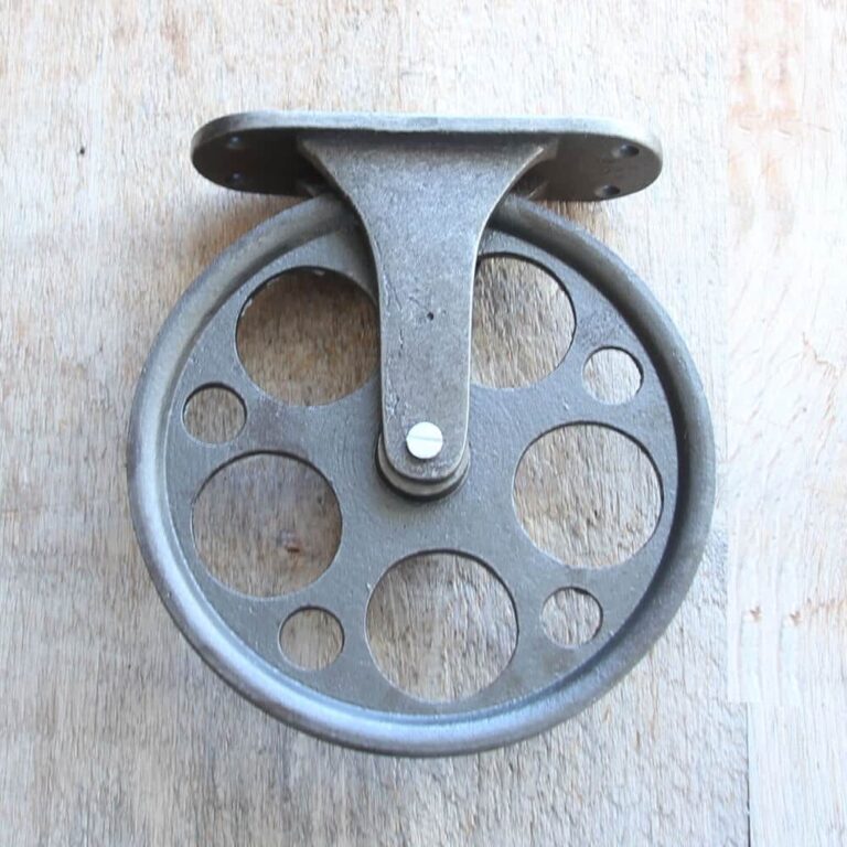 thumb-0-roue-de-chariot-industrielle-en-fonte-fer-antique-fonte-1784.jpg