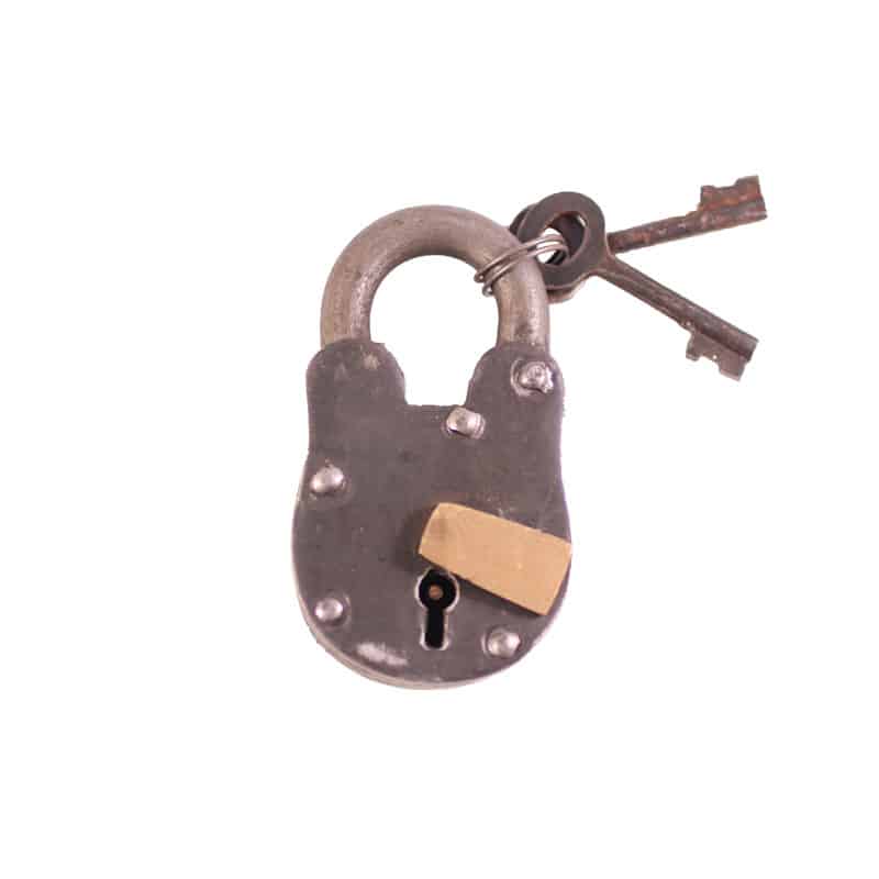 thumb-0-vieux-cadenas-548.jpg