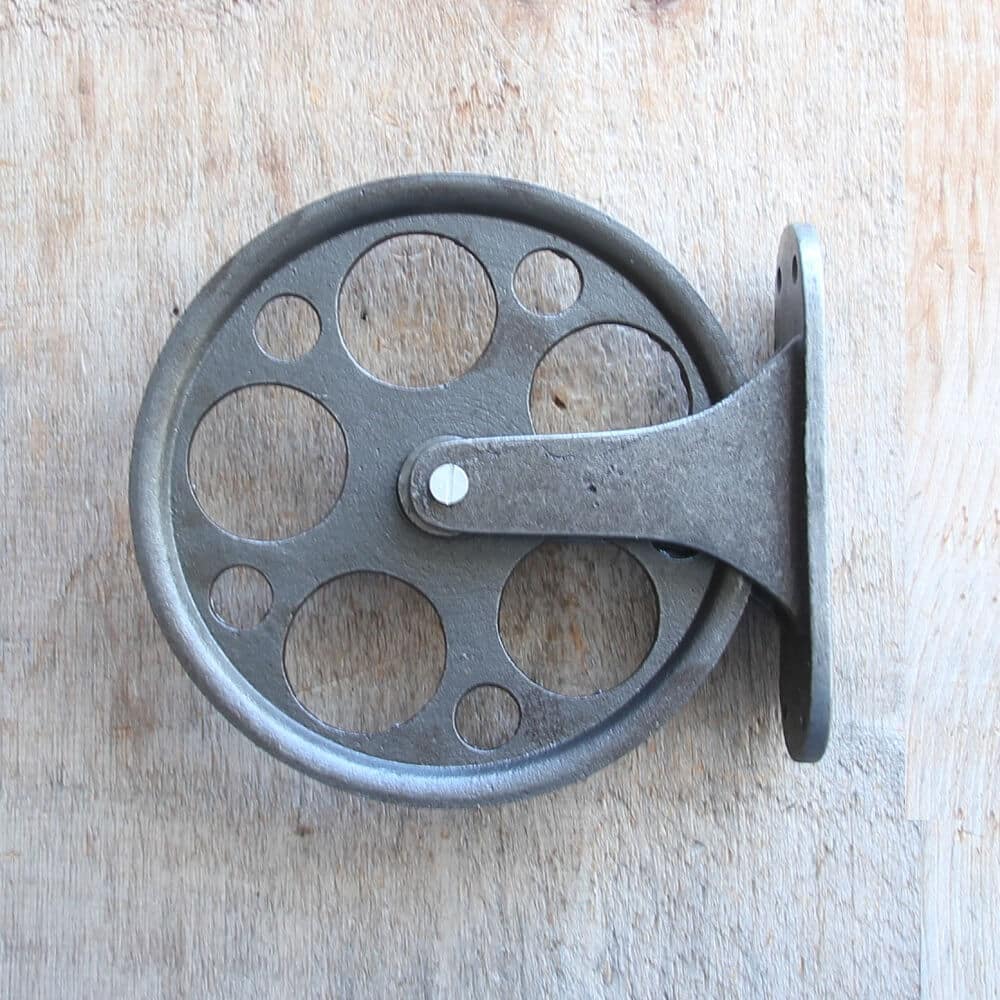 thumb-2-roue-de-chariot-industrielle-en-fonte-fer-antique-fonte-1784.jpg