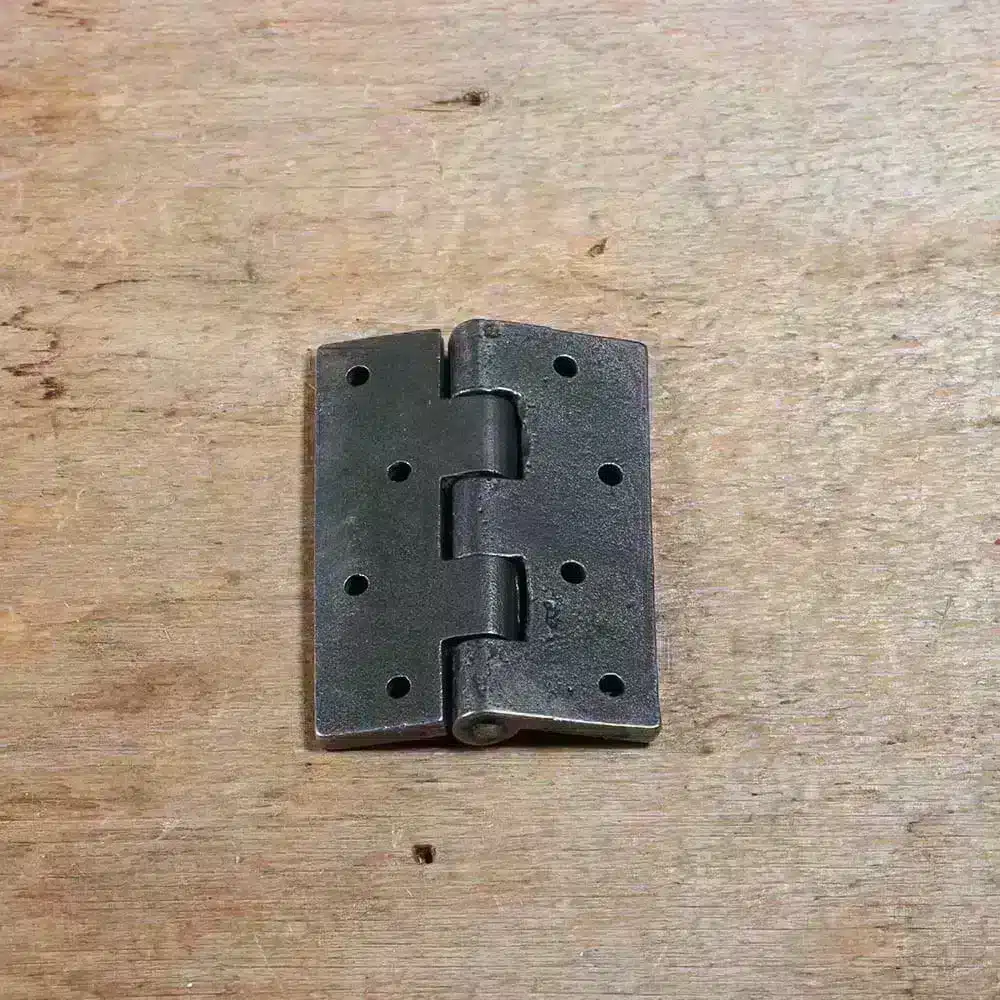thumb-3-penture-en-fonte-de-3-fer-antique-fonte-1830.jpg
