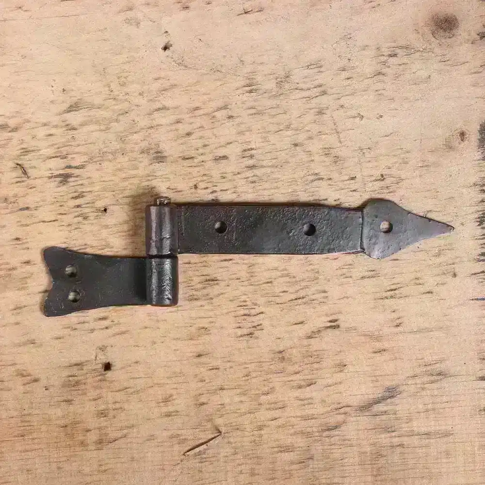 wrought_iron_arrow__droite_hinge