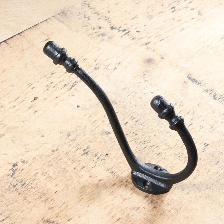 Black_acorn_hook