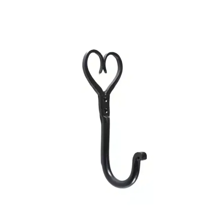 heart_iron_coat_hook