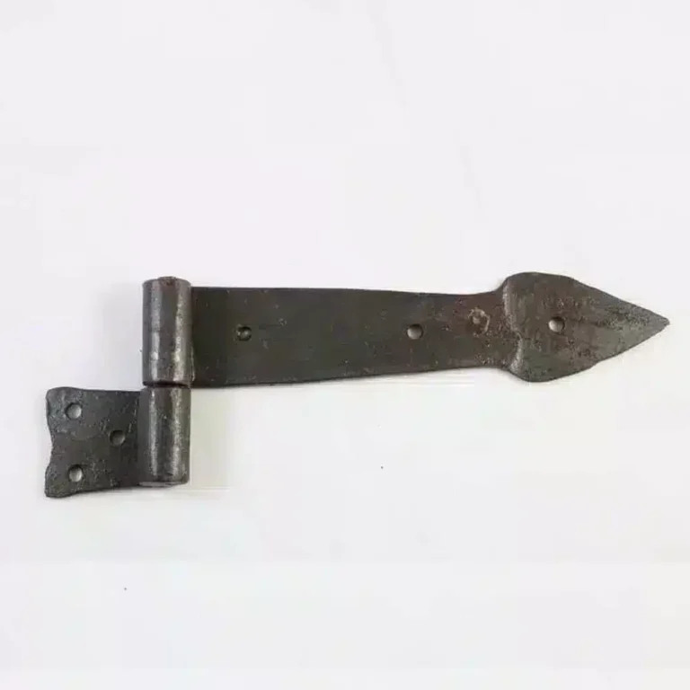 left-side-wrought-iron-hinge-P19LG