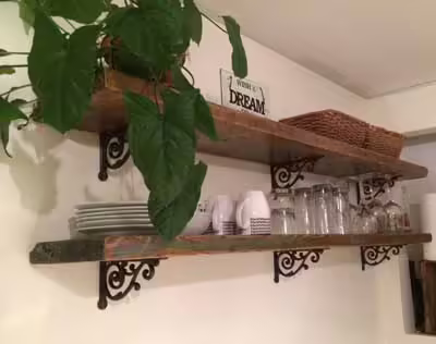 antique-vintage-shelf-brackets