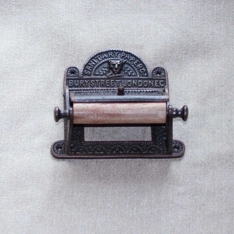 brass-finish-toilet-papaer-holder-burry-london