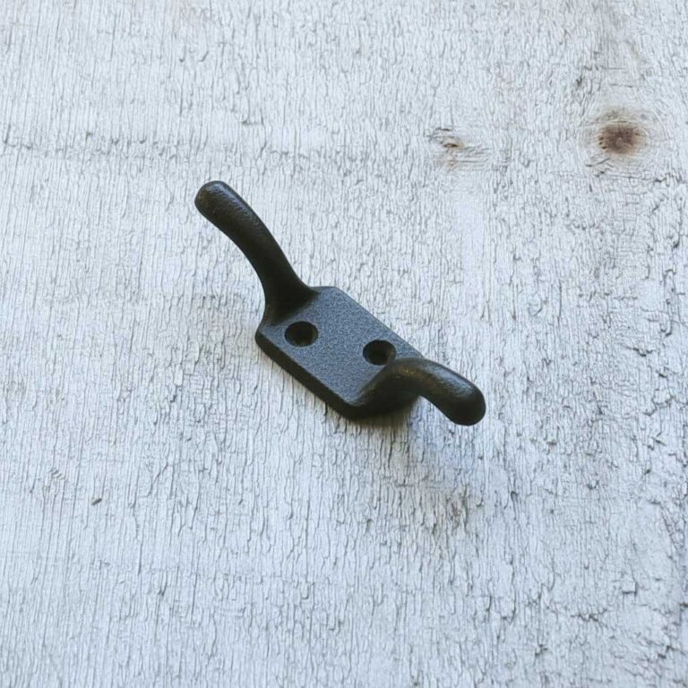 black-cast-iron-cleat-hook-01
