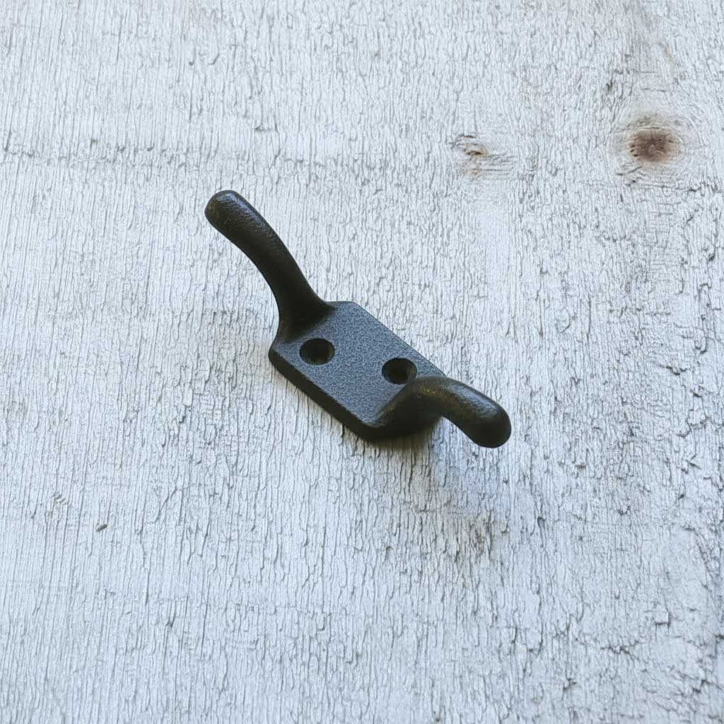 black-cast-iron-cleat-hook-01