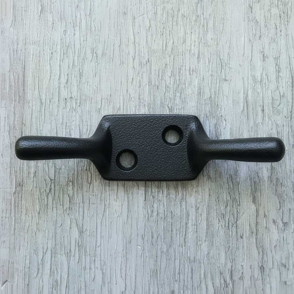 black-cast-iron-cleat-hook-02